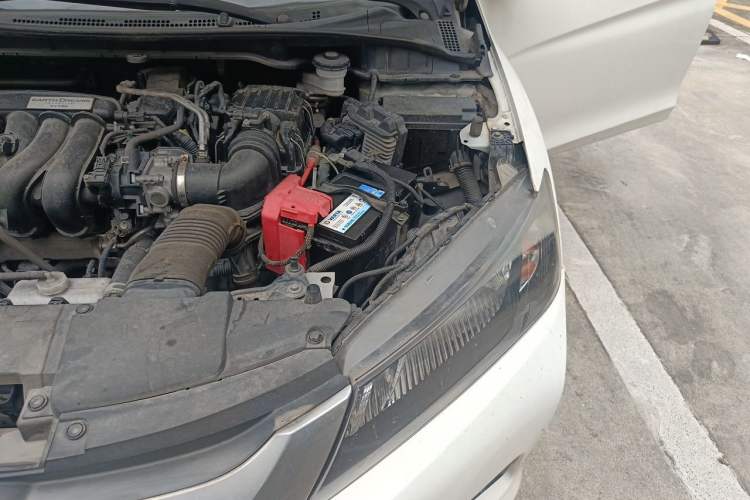 Used Honda City 2015 1.5L Manual Advance Edition Engine Bay Left