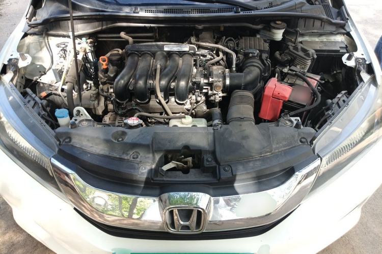 Used Honda City 2015 1.5L manual Comfort version Engine Bay