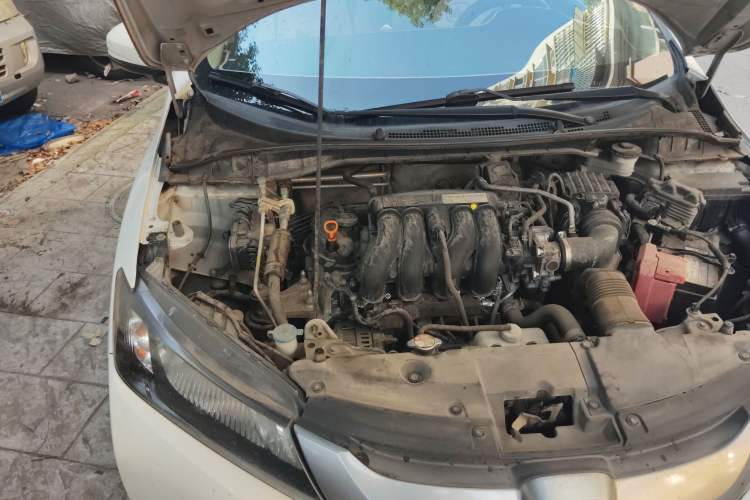 Used Honda City 2015 1.5L CVT Comfort Version Engine Bay Right
