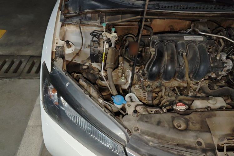 Used Honda City 2015 1.5L CVT Comfort Version Engine Bay Right