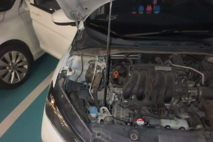 Used Honda City 2015 1.5L CVT Comfort Version Engine Bay Right