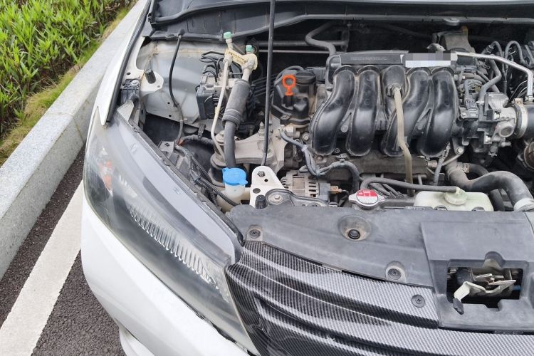 Used Honda City 2015 1.5L CVT Comfort Version Engine Bay Right