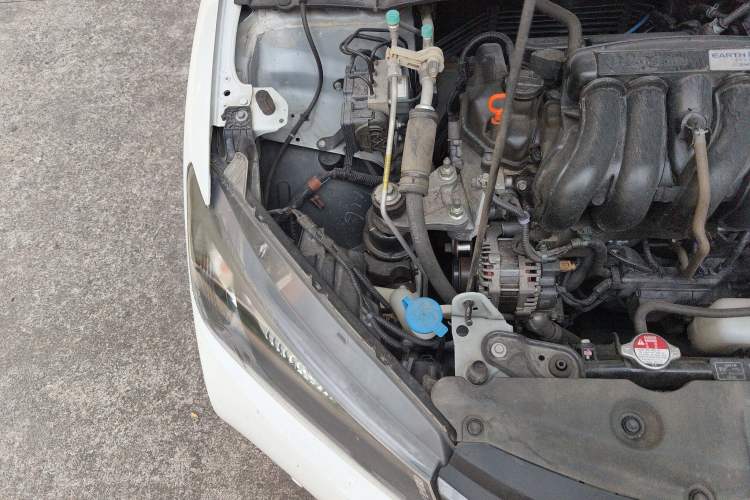 Used Honda City 2015 1.5L CVT Comfort Version Engine Bay Right