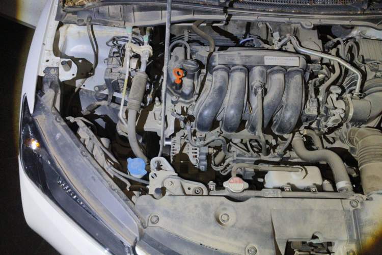 Used Honda City 2015 1.5L CVT Comfort Version Engine Bay Right