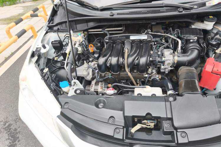 Used Honda City 2015 1.5L CVT Flagship Edition Engine Bay Right
