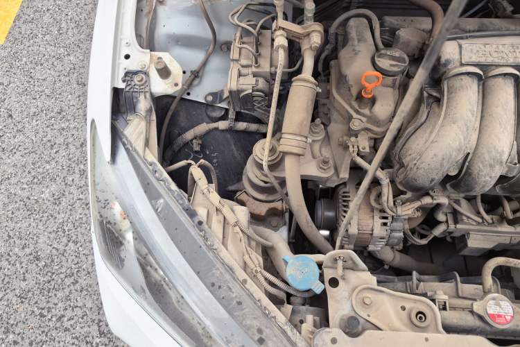 Used Honda City 2015 1.5L CVT Comfort Version Engine Bay Right