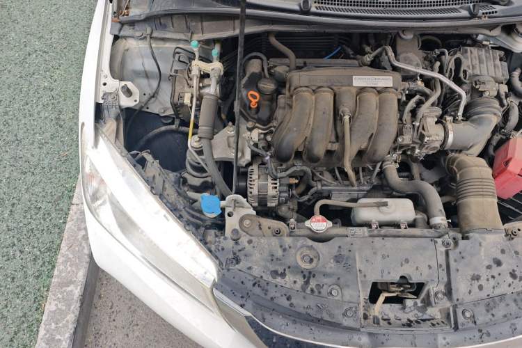 Used Honda City 2015 1.5L CVT Luxury Edition Engine Bay Right