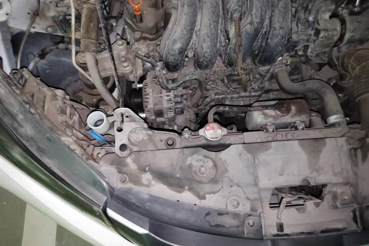 Used Honda City 2015 1.5L CVT Comfort Version Engine Bay Right