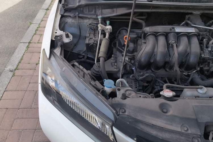 Used Honda City 2015 1.5L manual Comfort version Engine Bay Right