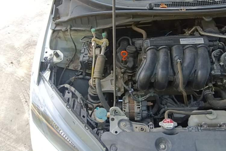 Used Honda City 2015 1.5L CVT Comfort Version Engine Bay Right