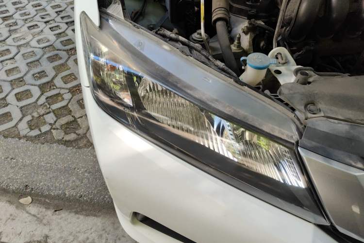 Used Honda City 2015 1.5L CVT Comfort Version Engine Bay Right
