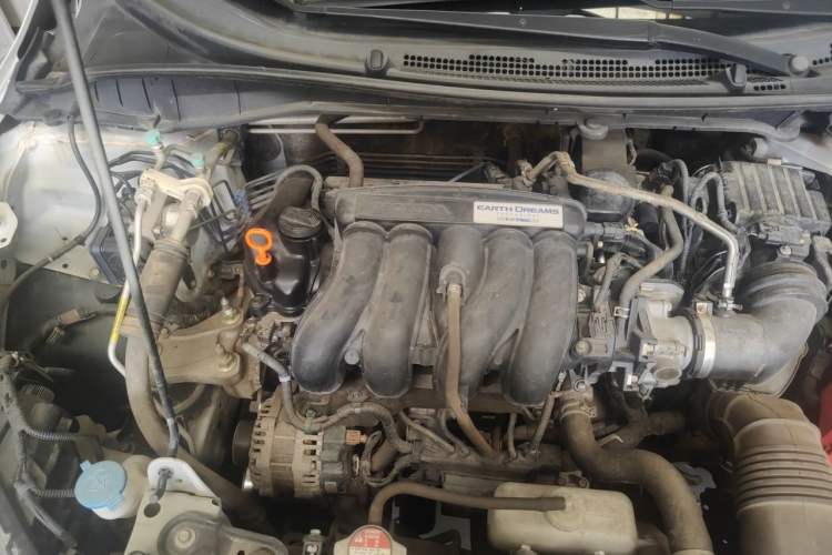 Used Honda City 2015 1.5L Manual Advance Edition Engine Bay Right