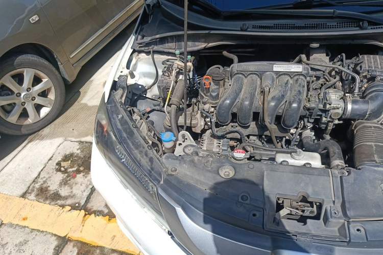 Used Honda City 2015 1.5L manual Comfort version Engine Bay Right