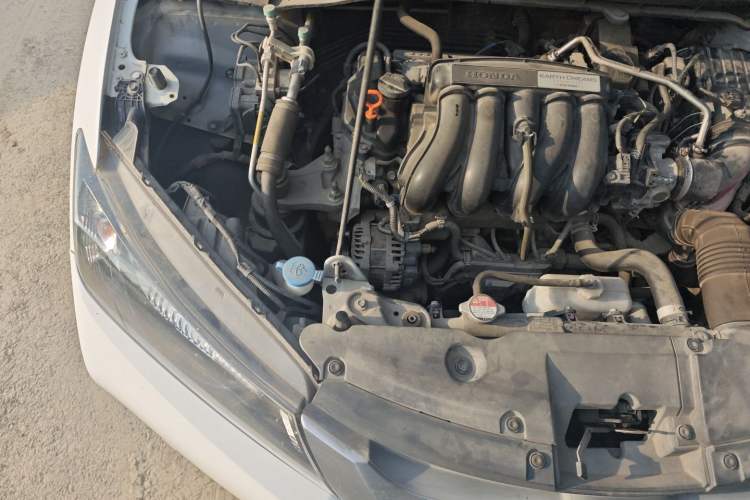 Used Honda City 2015 1.5L CVT Comfort Version Engine Bay Right