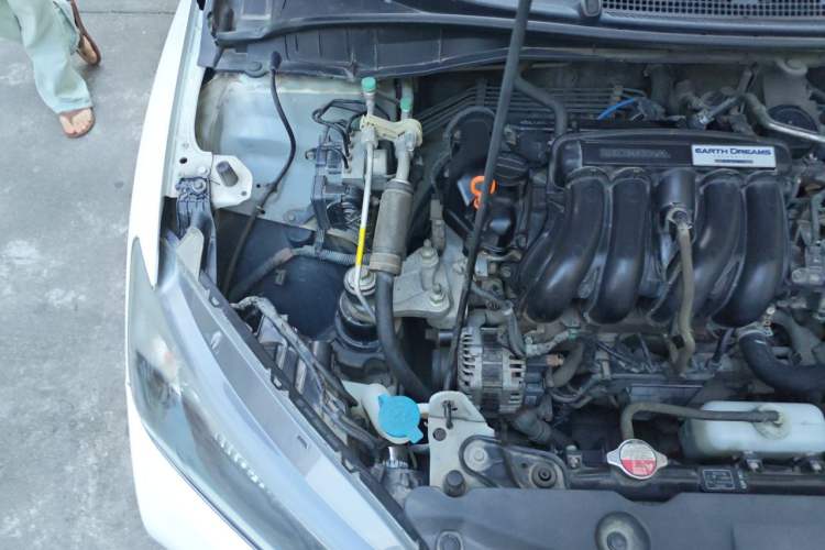 Used Honda City 2015 1.5L CVT Comfort Version Engine Bay Right
