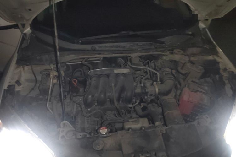Used Honda City 2015 1.5L CVT Comfort Version Engine Bay
