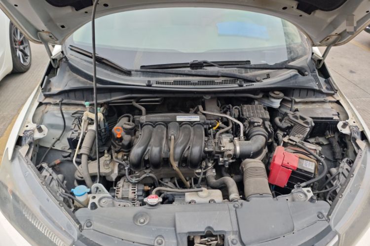 Used Honda City 2015 1.5L manual Comfort version Engine Bay