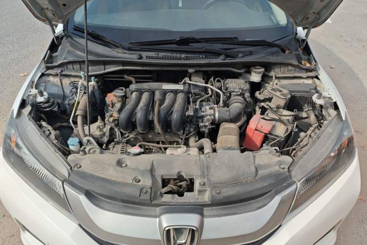Used Honda City 2015 1.5L manual Comfort version Engine Bay
