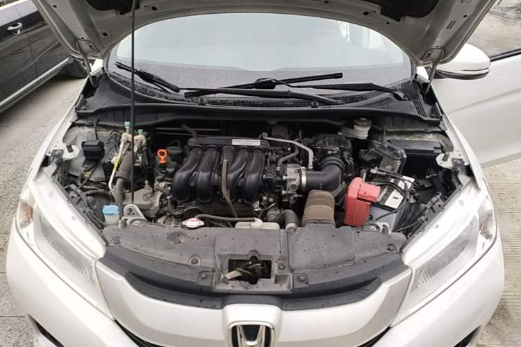 Used Honda City 2015 1.5L CVT Flagship Edition Engine Bay