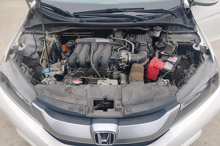 Used Honda City 2015 1.5L CVT Comfort Version Engine Bay
