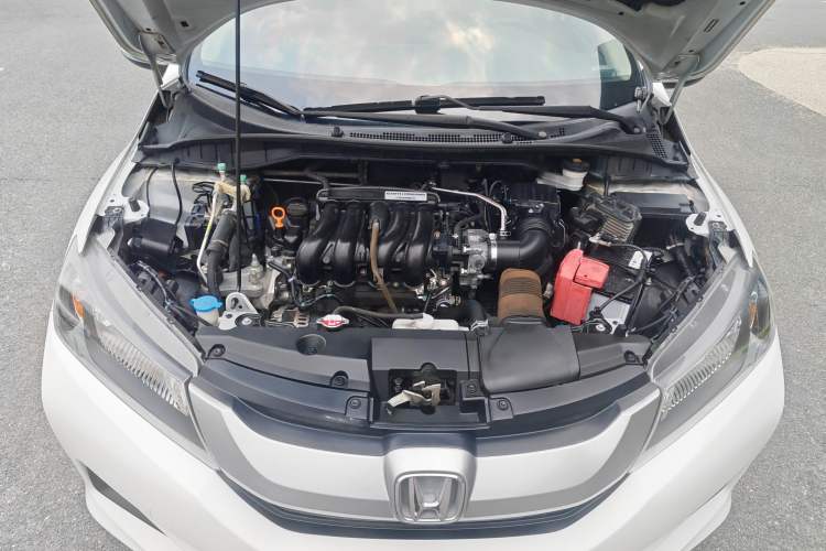 Used Honda City 2015 1.5L CVT Comfort Version Engine Bay