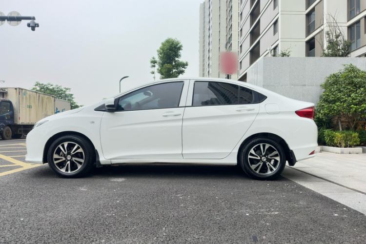 Used Honda City 2015 1.5L CVT Comfort Version Exterior 2