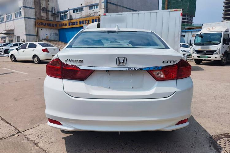 Used Honda City 2015 1.5L CVT Luxury Edition Exterior 3
