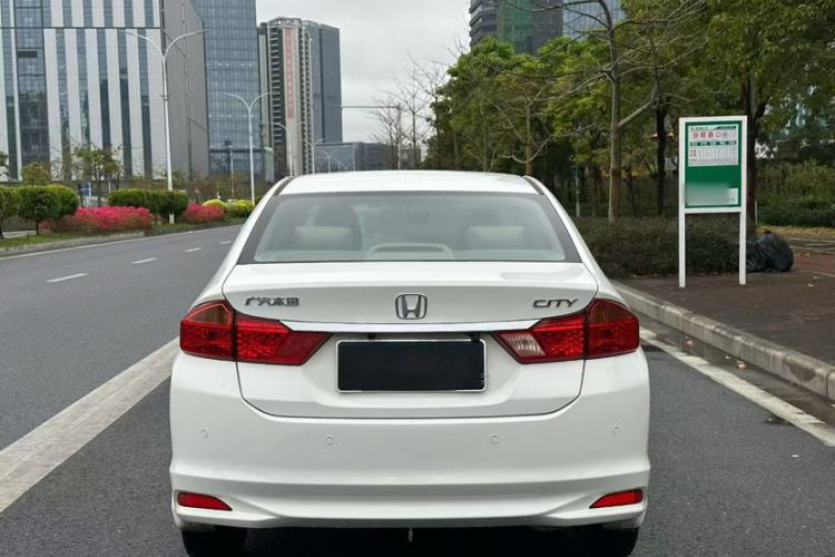 Used Honda City 2015 1.5L CVT Comfort Version Exterior 4