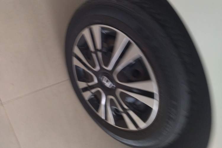 Used Honda City 2015 1.5L CVT Luxury Edition Exterior 4