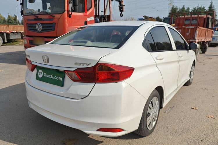 Used Honda City 2015 1.5L manual Comfort version Exterior 5