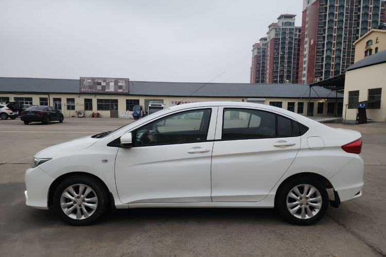 Used Honda City 2015 1.5L manual Comfort version Exterior 6