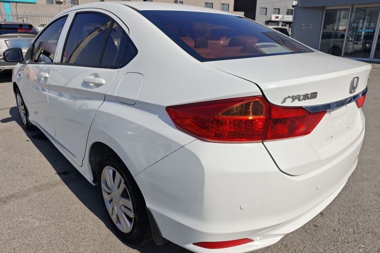 Used Honda City 2015 1.5L Manual Advance Edition Exterior 6