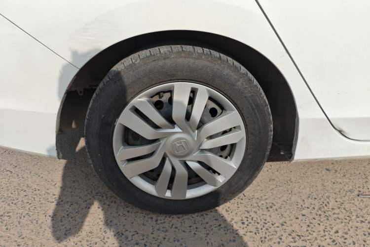 Used Honda City 2015 1.5L manual Comfort version Exterior 8
