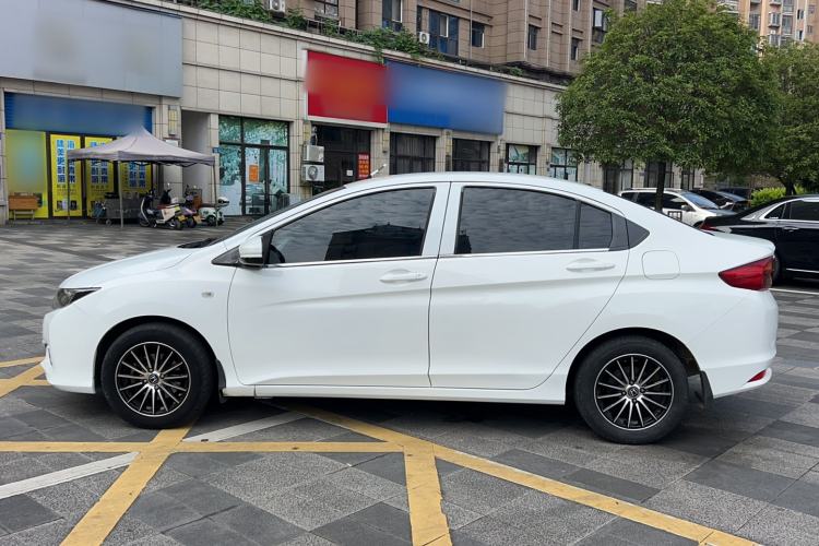 Used Honda City 2015 1.5L CVT Comfort Version Exterior 9