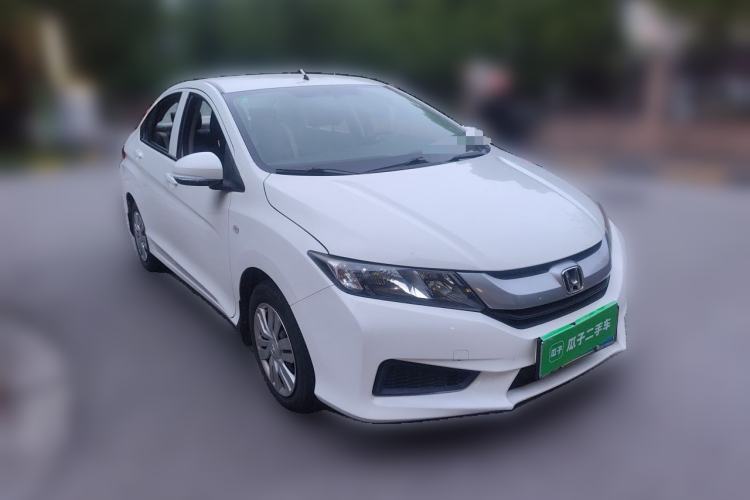 Used Honda City 2015 1.5L manual Comfort version Front Right 45 Deg