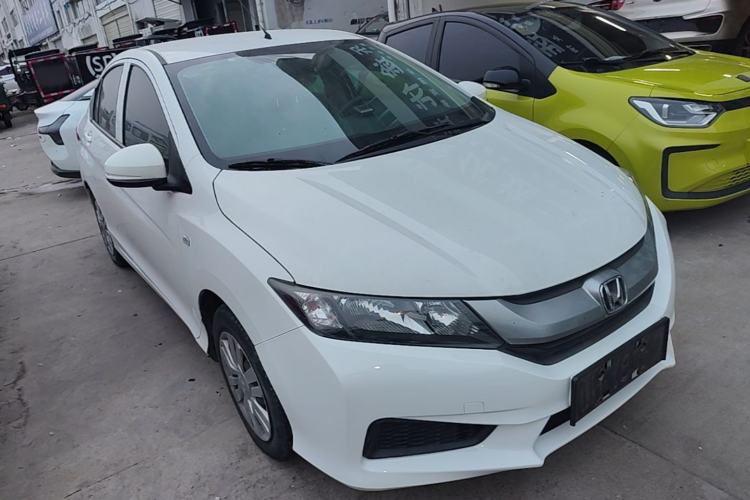 Used Honda City 2015 1.5L CVT Comfort Version Front Right 45 Deg