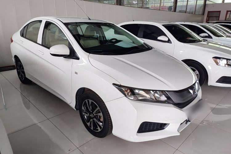 Used Honda City 2015 1.5L CVT Comfort Version Front Right 45 Deg