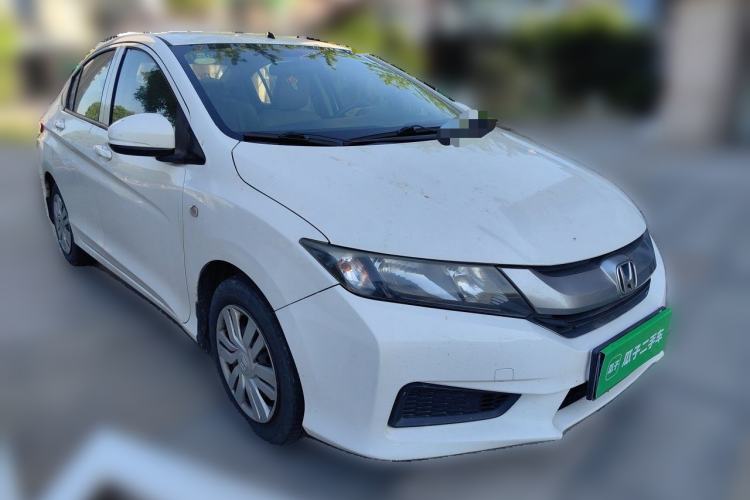 Used Honda City 2015 1.5L manual Comfort version Front Right 45 Deg