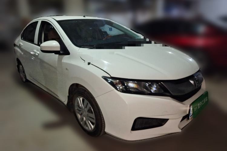 Used Honda City 2015 1.5L manual Comfort version Front Right 45 Deg