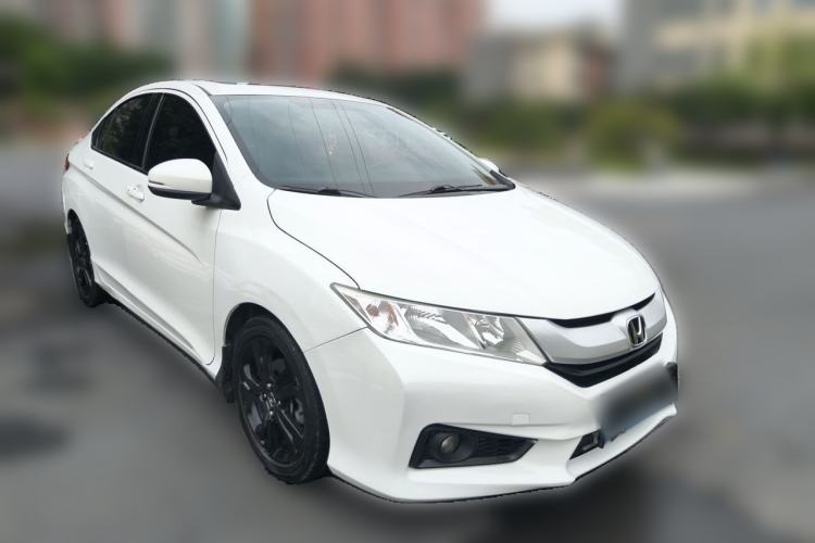 Used Honda City 2015 1.5L CVT Flagship Edition Front Right 45 Deg