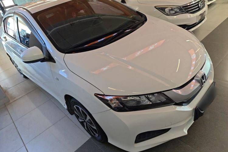 Used Honda City 2015 1.5L CVT Comfort Version Front Right 45 Deg