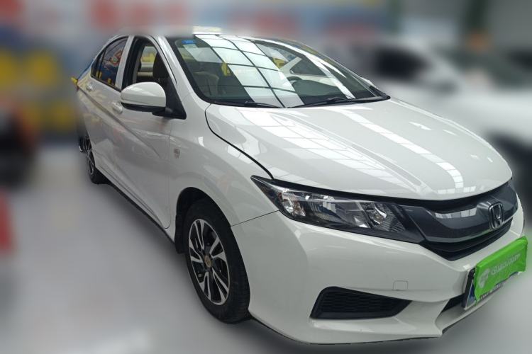 Used Honda City 2015 1.5L CVT Comfort Version Front Right 45 Deg