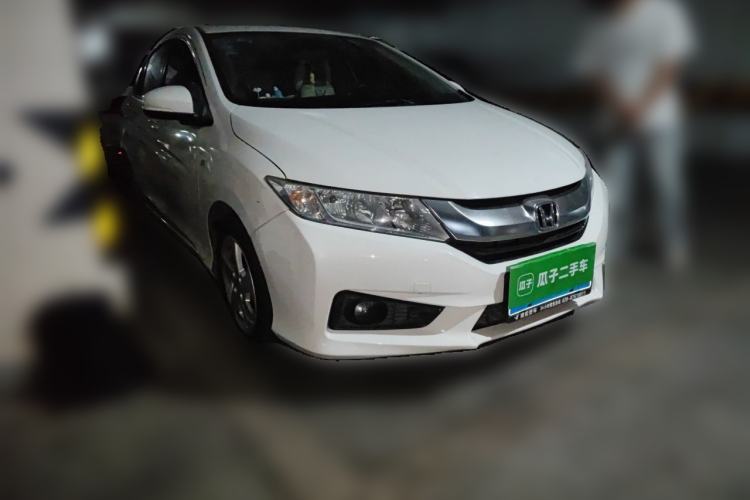 Used Honda City 2015 1.5L CVT Luxury Edition Front Right 45 Deg