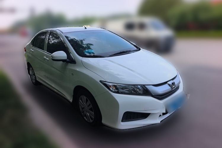 Used Honda City 2015 1.5L CVT Comfort Version Front Right 45 Deg