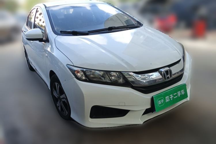 Used Honda City 2015 1.5L manual Comfort version Front Right 45 Deg