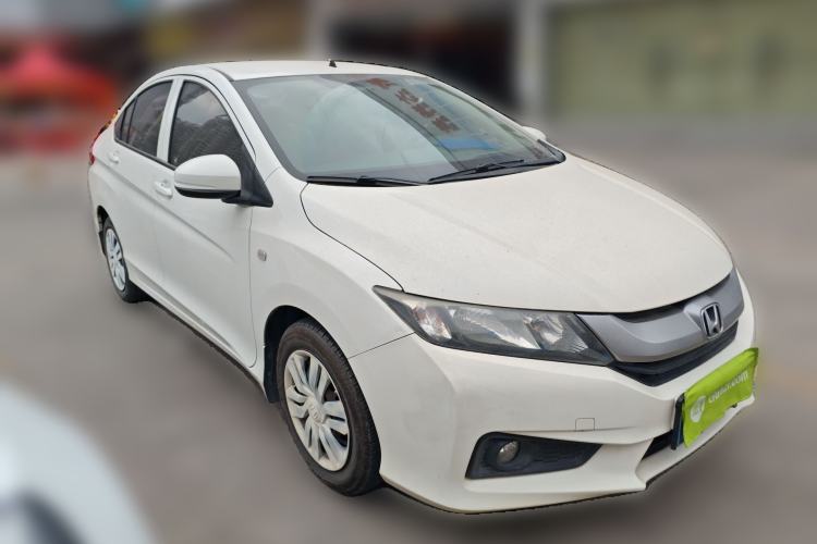 Used Honda City 2015 1.5L manual Comfort version Front Right 45 Deg