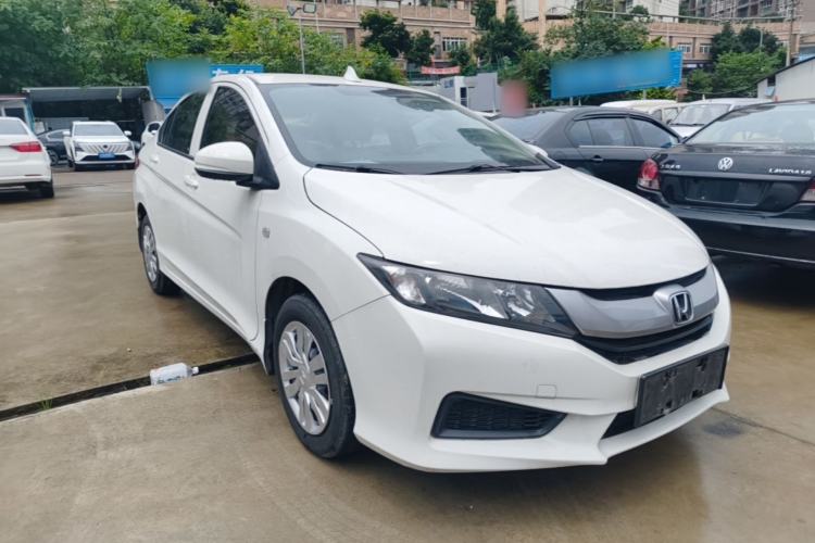 Used Honda City 2015 1.5L CVT Comfort Version Front Right 45 Deg