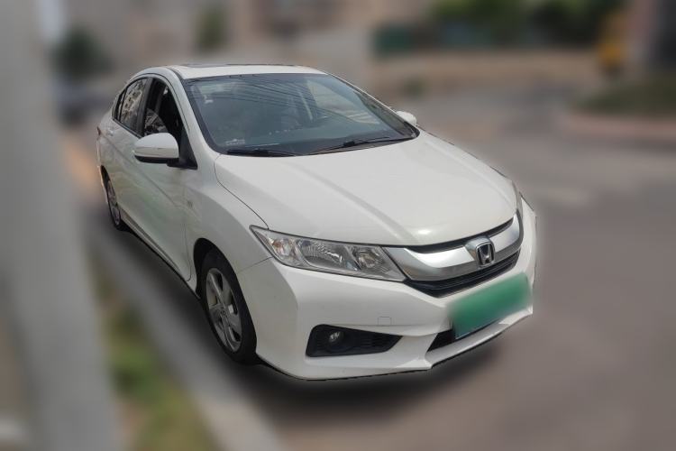 Used Honda City 2015 1.5L CVT Luxury Edition Front Right 45 Deg