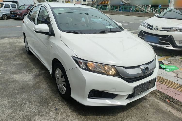 Used Honda City 2015 1.5L CVT Comfort Version Front Right 45 Deg