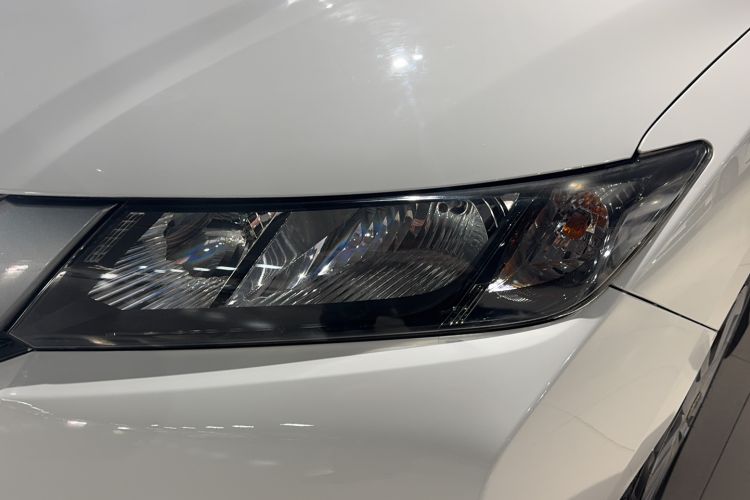 Used Honda City 2015 1.5L Manual Advance Edition Front